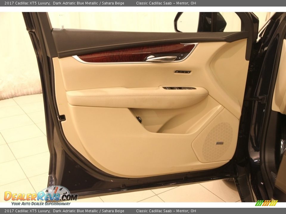 2017 Cadillac XT5 Luxury Dark Adriatic Blue Metallic / Sahara Beige Photo #4