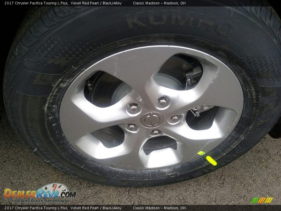 2017 Chrysler Pacifica Touring L Plus Velvet Red Pearl / Black/Alloy Photo #9
