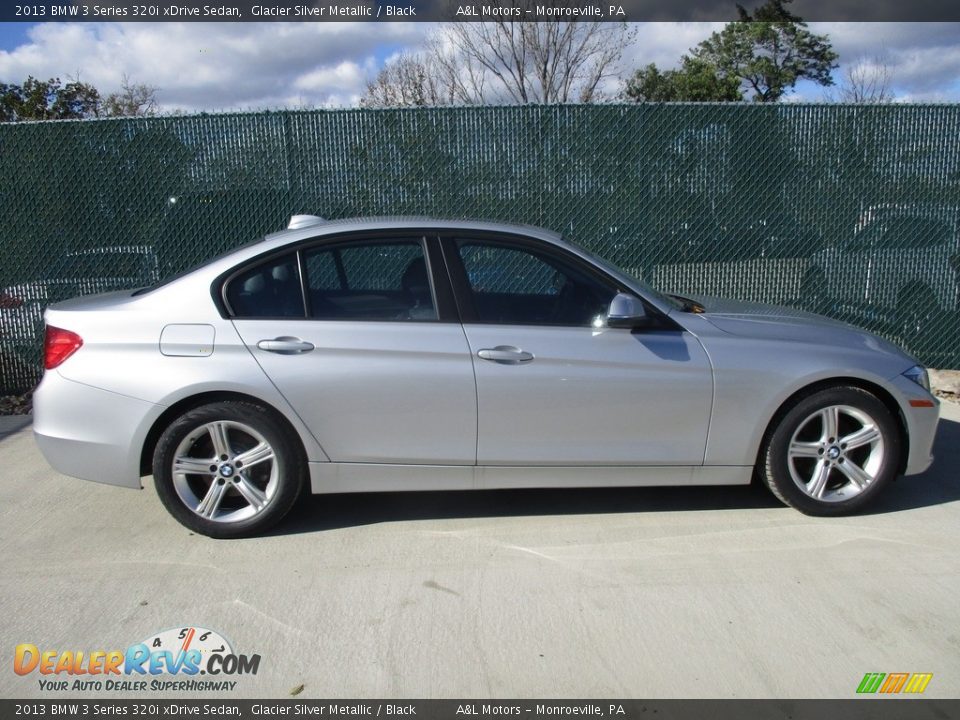 2013 BMW 3 Series 320i xDrive Sedan Glacier Silver Metallic / Black Photo #2