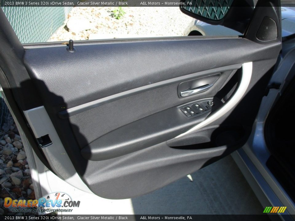 2013 BMW 3 Series 320i xDrive Sedan Glacier Silver Metallic / Black Photo #10