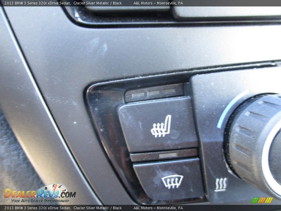 2013 BMW 3 Series 320i xDrive Sedan Glacier Silver Metallic / Black Photo #18