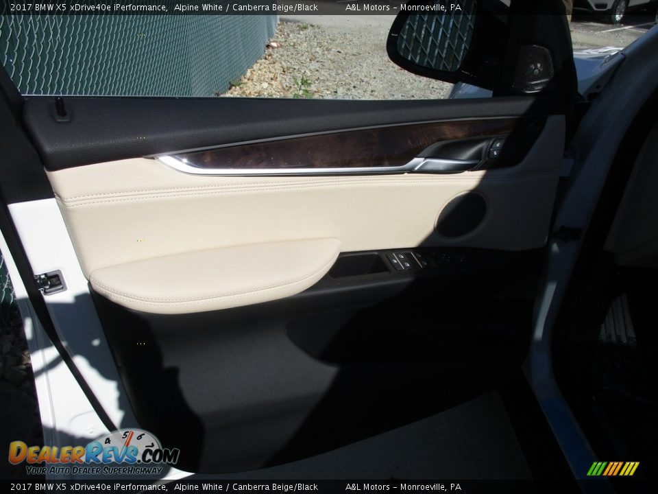 2017 BMW X5 xDrive40e iPerformance Alpine White / Canberra Beige/Black Photo #10