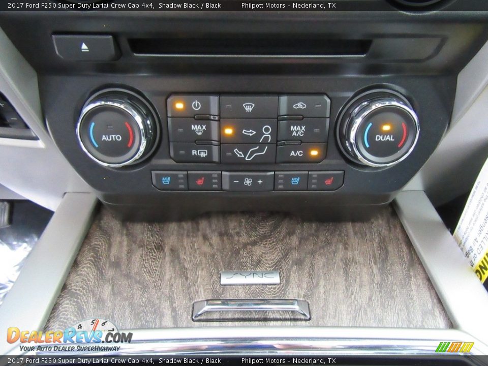 2017 Ford F250 Super Duty Lariat Crew Cab 4x4 Shadow Black / Black Photo #30