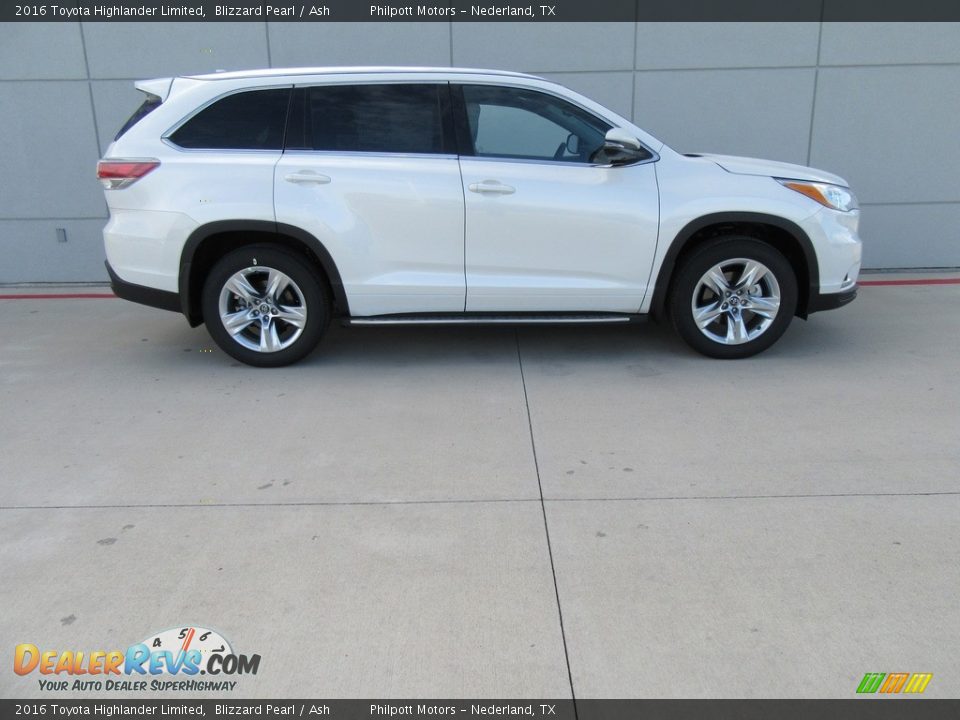 2016 Toyota Highlander Limited Blizzard Pearl / Ash Photo #3