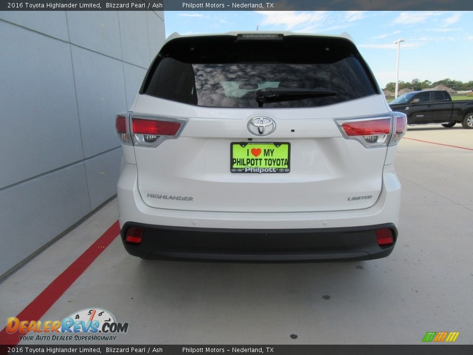 2016 Toyota Highlander Limited Blizzard Pearl / Ash Photo #5