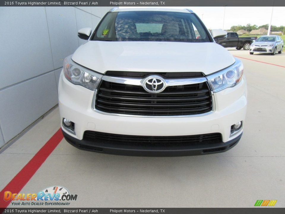 2016 Toyota Highlander Limited Blizzard Pearl / Ash Photo #8