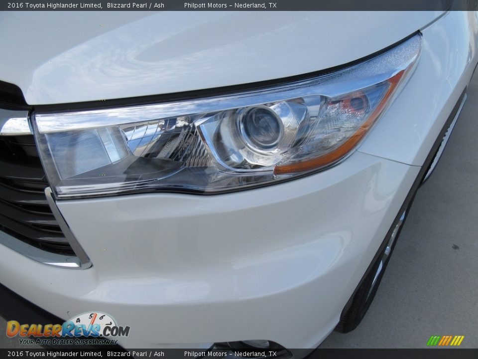 2016 Toyota Highlander Limited Blizzard Pearl / Ash Photo #9