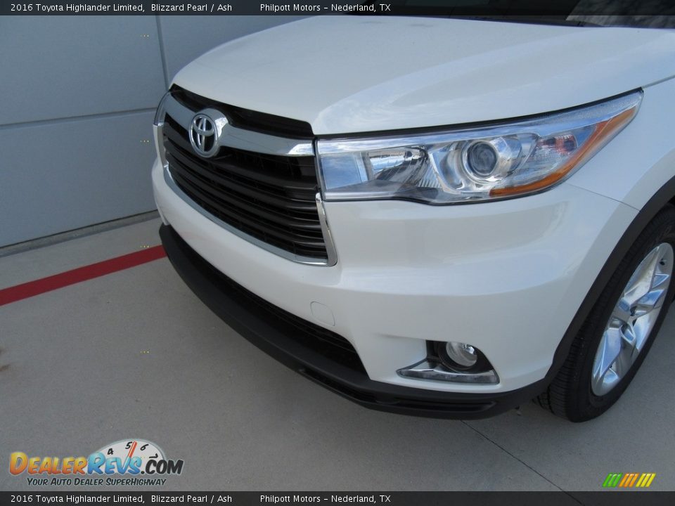 2016 Toyota Highlander Limited Blizzard Pearl / Ash Photo #10