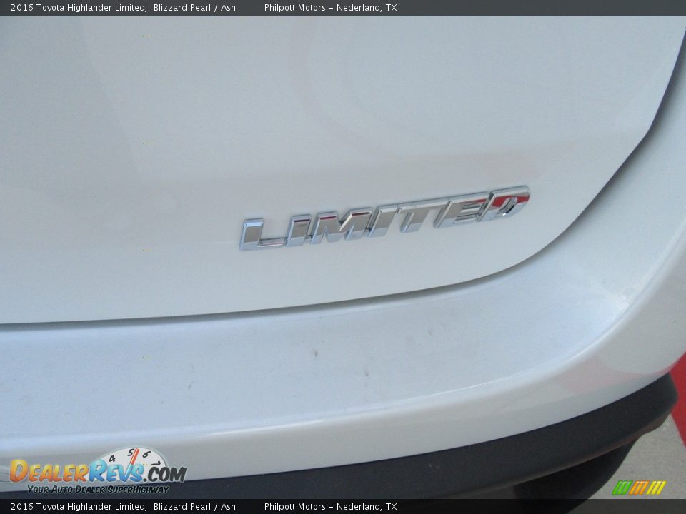 2016 Toyota Highlander Limited Blizzard Pearl / Ash Photo #15