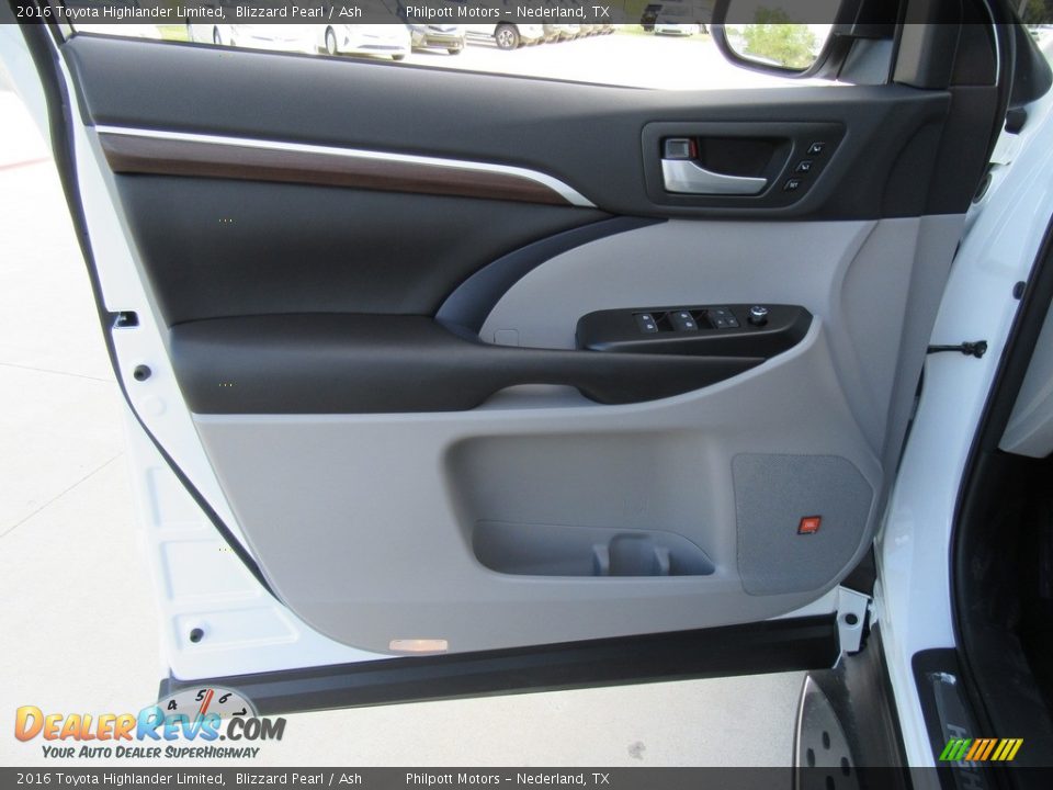 2016 Toyota Highlander Limited Blizzard Pearl / Ash Photo #21
