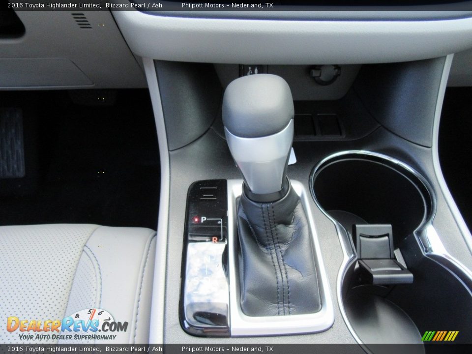 2016 Toyota Highlander Limited Blizzard Pearl / Ash Photo #30