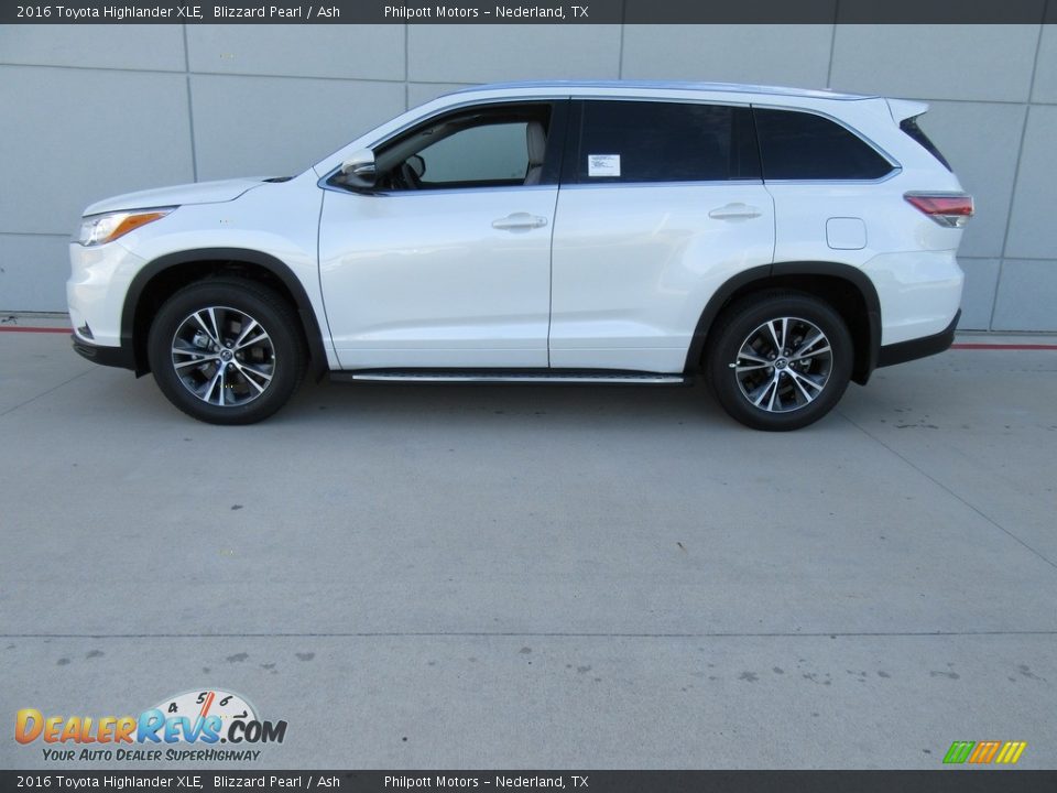 2016 Toyota Highlander XLE Blizzard Pearl / Ash Photo #6