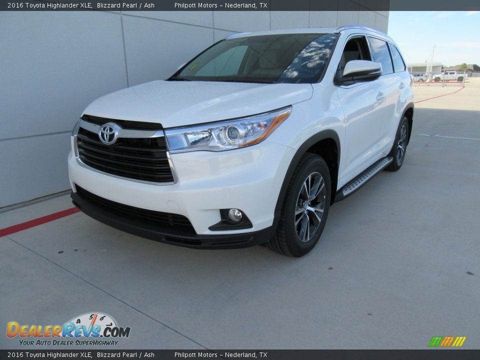2016 Toyota Highlander XLE Blizzard Pearl / Ash Photo #7