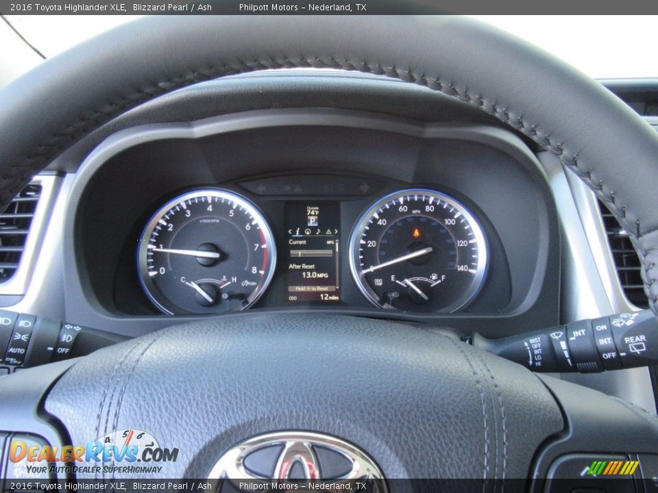 2016 Toyota Highlander XLE Blizzard Pearl / Ash Photo #34