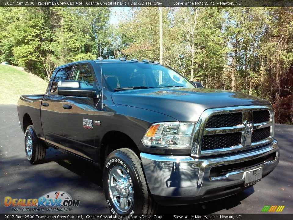 Front 3/4 View of 2017 Ram 2500 Tradesman Crew Cab 4x4 Photo #4