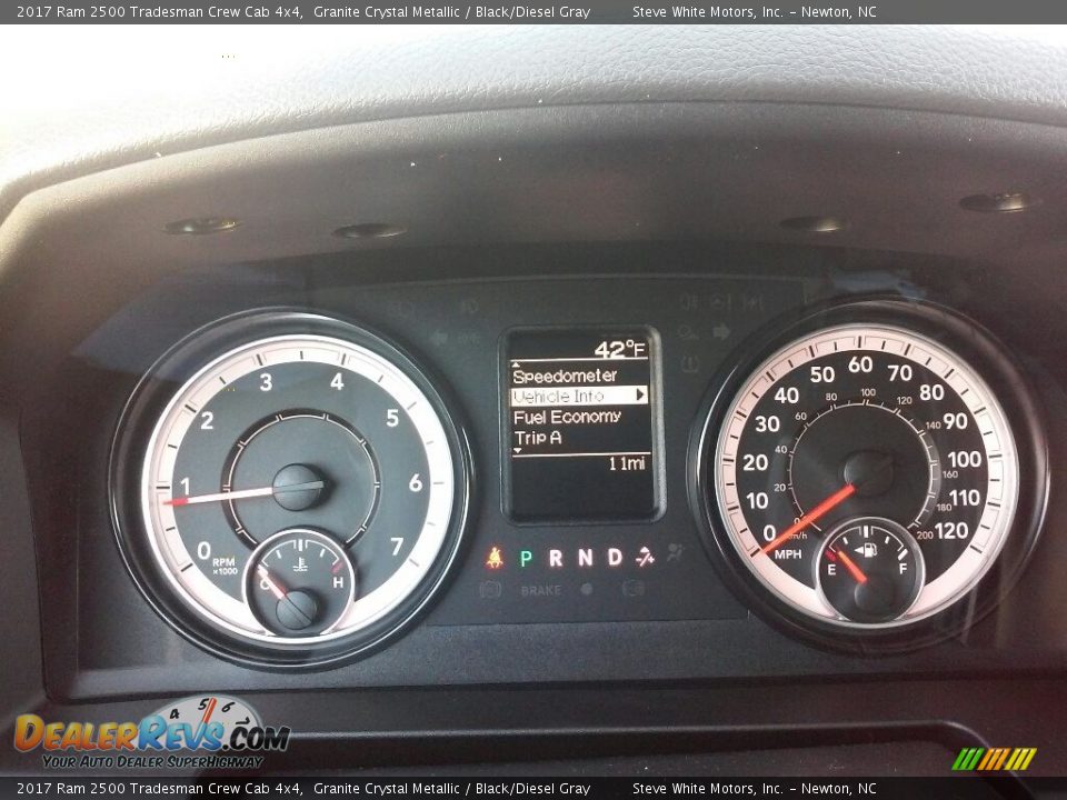 2017 Ram 2500 Tradesman Crew Cab 4x4 Granite Crystal Metallic / Black/Diesel Gray Photo #17