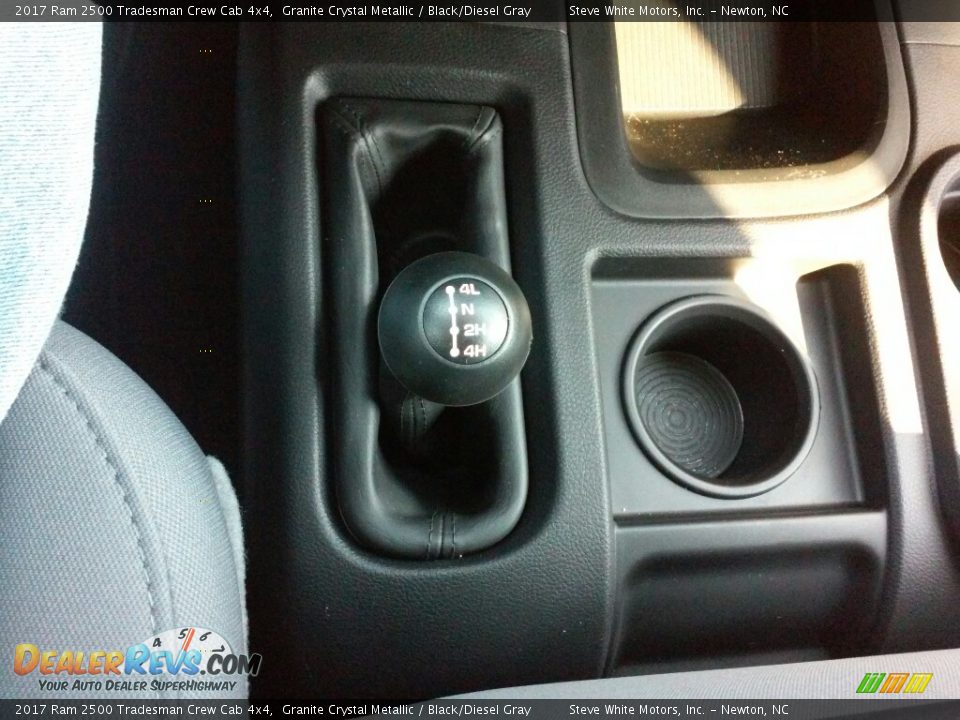 2017 Ram 2500 Tradesman Crew Cab 4x4 Granite Crystal Metallic / Black/Diesel Gray Photo #18