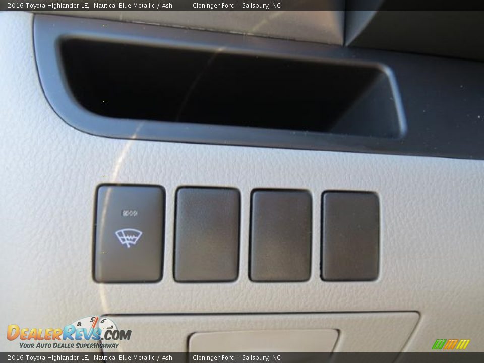2016 Toyota Highlander LE Nautical Blue Metallic / Ash Photo #21