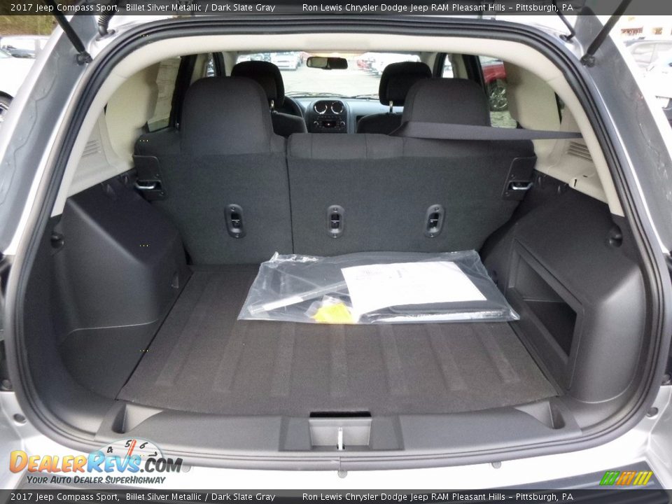 2017 Jeep Compass Sport Trunk Photo #5