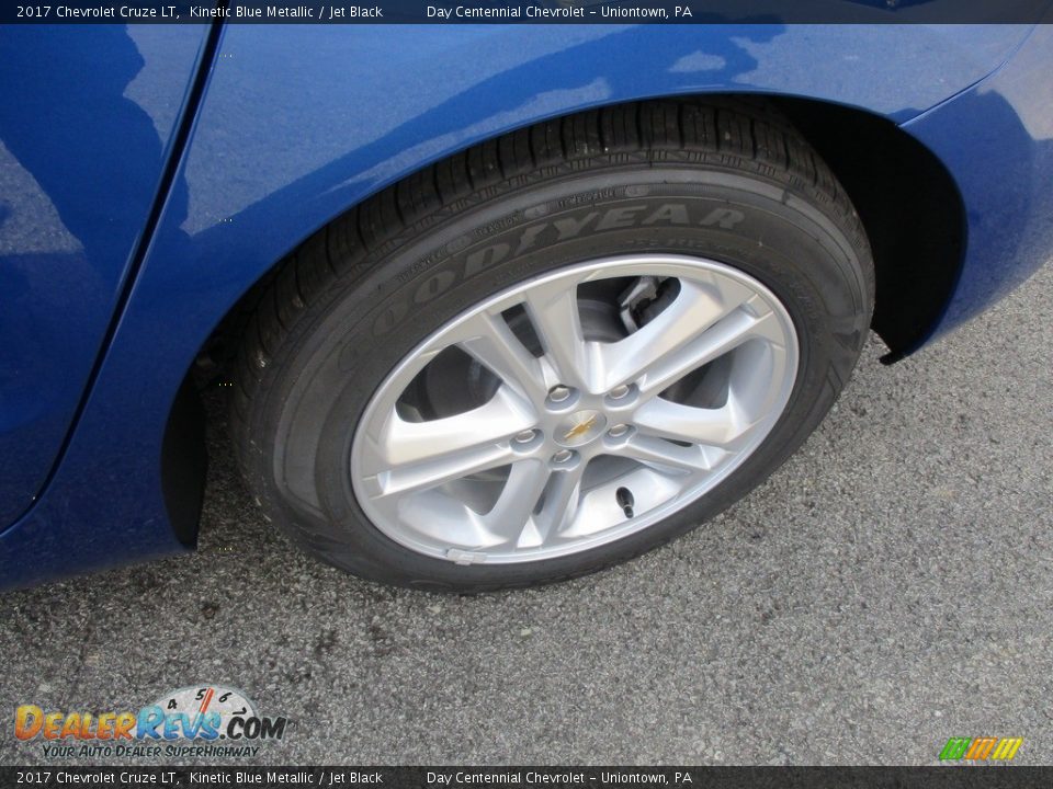2017 Chevrolet Cruze LT Kinetic Blue Metallic / Jet Black Photo #4