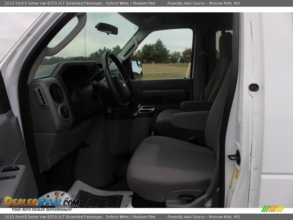 2013 Ford E Series Van E350 XLT Extended Passenger Oxford White / Medium Flint Photo #10