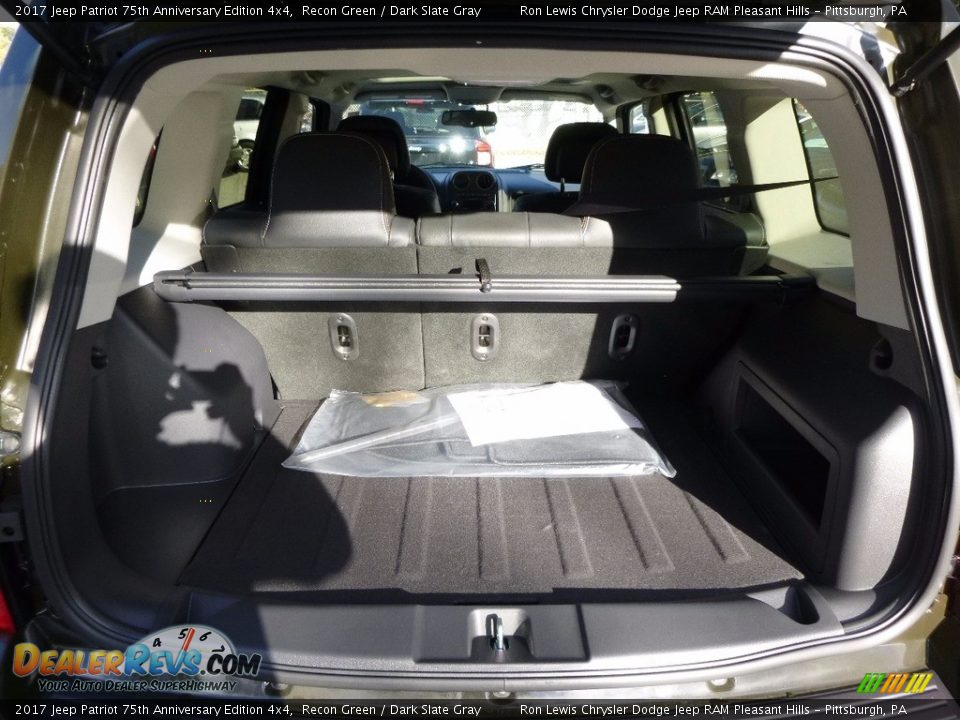 2017 Jeep Patriot 75th Anniversary Edition 4x4 Recon Green / Dark Slate Gray Photo #5