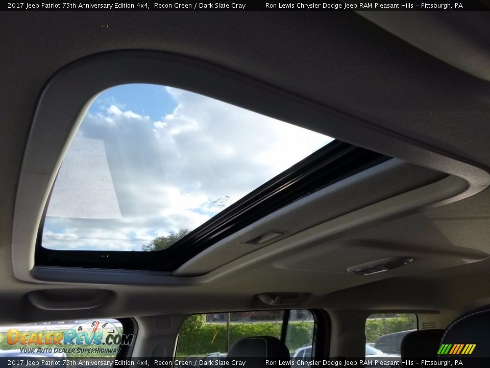 2017 Jeep Patriot 75th Anniversary Edition 4x4 Recon Green / Dark Slate Gray Photo #15