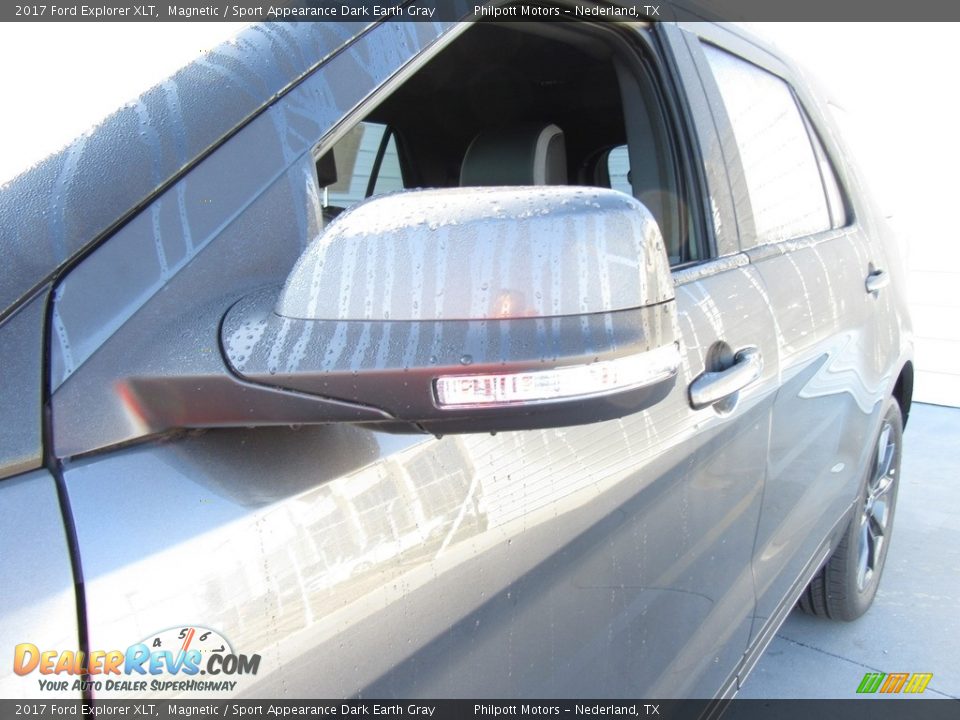 2017 Ford Explorer XLT Magnetic / Sport Appearance Dark Earth Gray Photo #12