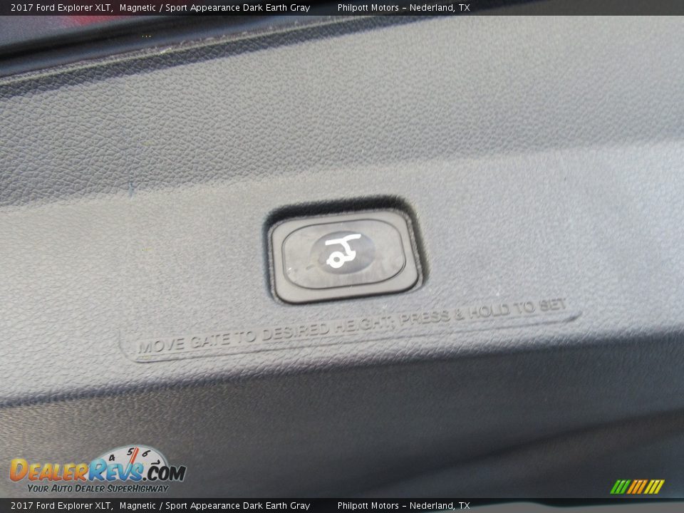 2017 Ford Explorer XLT Magnetic / Sport Appearance Dark Earth Gray Photo #18