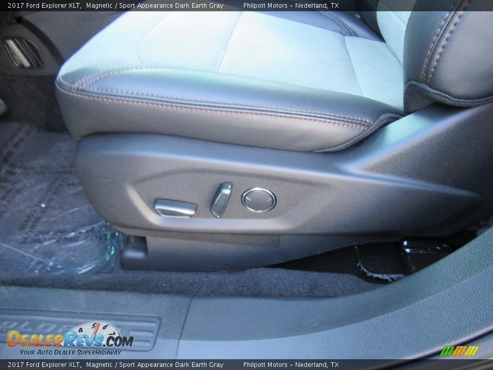 2017 Ford Explorer XLT Magnetic / Sport Appearance Dark Earth Gray Photo #24