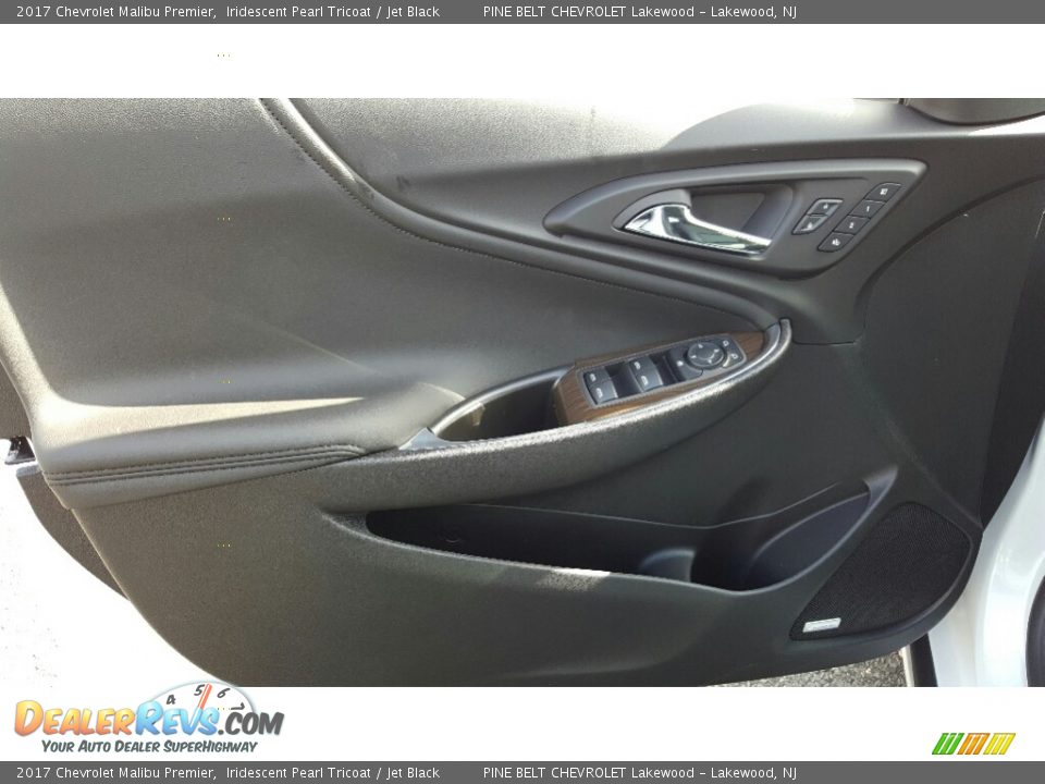 2017 Chevrolet Malibu Premier Iridescent Pearl Tricoat / Jet Black Photo #6