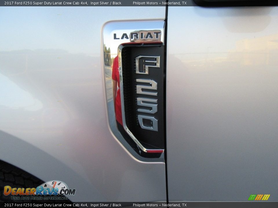 2017 Ford F250 Super Duty Lariat Crew Cab 4x4 Logo Photo #13