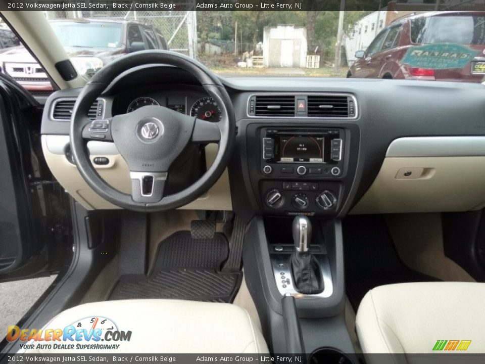 2012 Volkswagen Jetta SEL Sedan Black / Cornsilk Beige Photo #12
