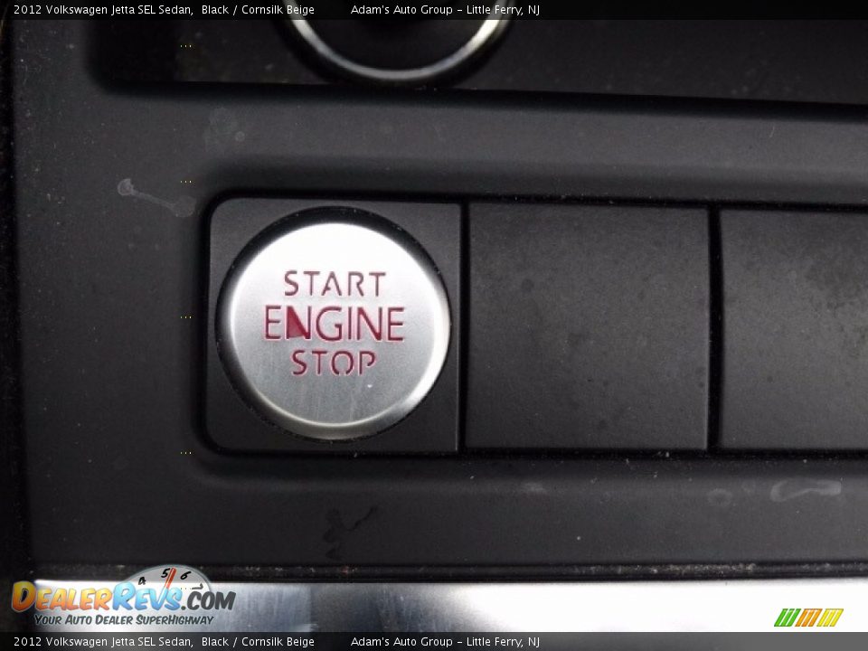 2012 Volkswagen Jetta SEL Sedan Black / Cornsilk Beige Photo #16