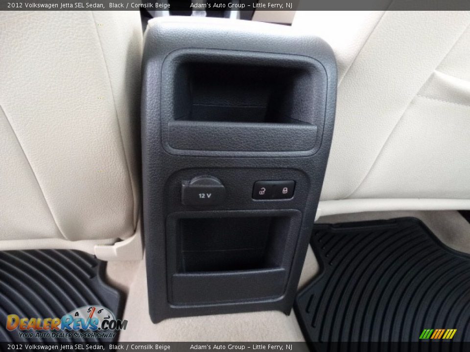 2012 Volkswagen Jetta SEL Sedan Black / Cornsilk Beige Photo #30