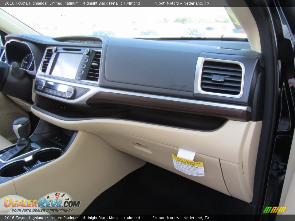 2016 Toyota Highlander Limited Platinum Midnight Black Metallic / Almond Photo #16