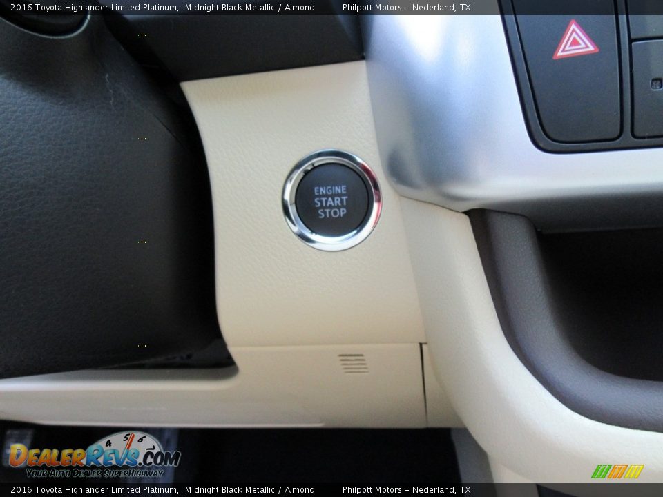 2016 Toyota Highlander Limited Platinum Midnight Black Metallic / Almond Photo #32