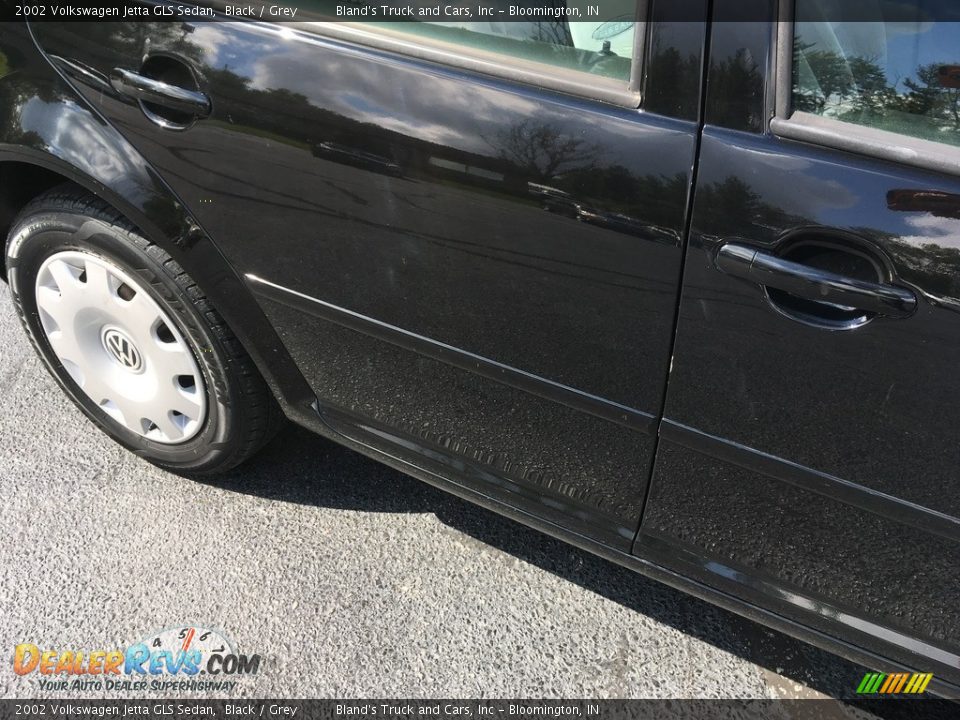 2002 Volkswagen Jetta GLS Sedan Black / Grey Photo #22