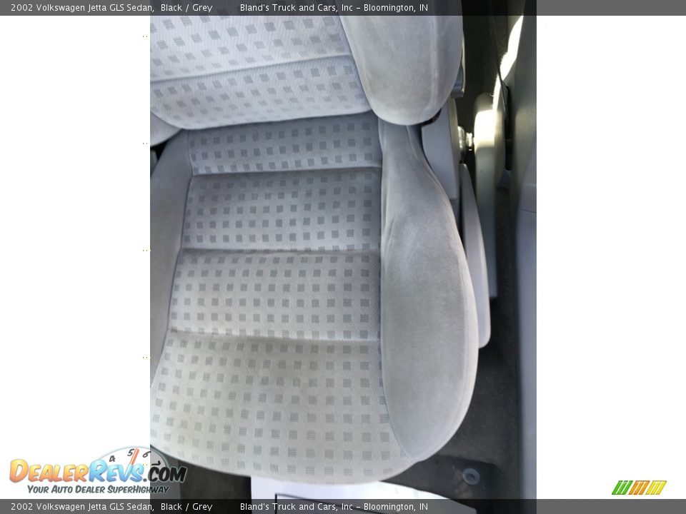 2002 Volkswagen Jetta GLS Sedan Black / Grey Photo #27