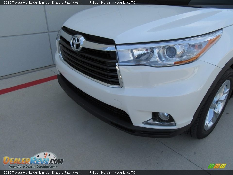 2016 Toyota Highlander Limited Blizzard Pearl / Ash Photo #10