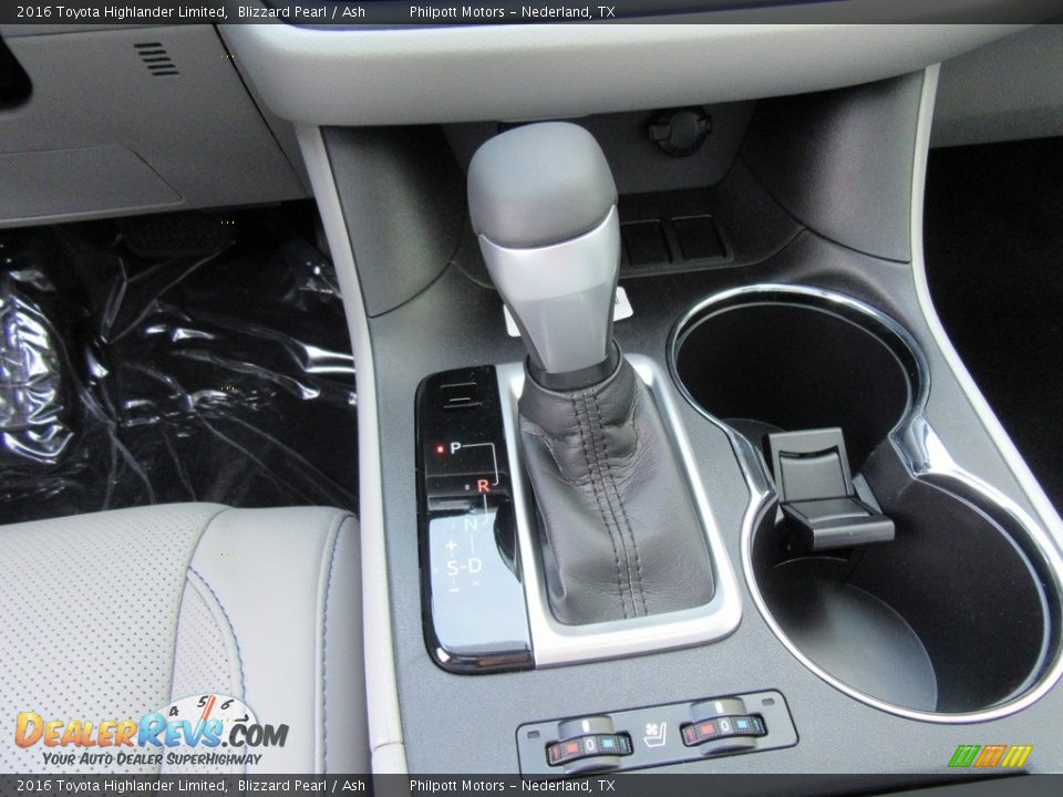 2016 Toyota Highlander Limited Blizzard Pearl / Ash Photo #30