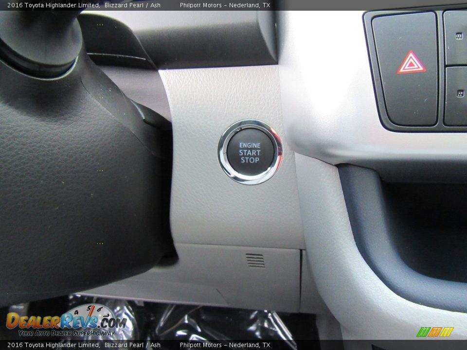 2016 Toyota Highlander Limited Blizzard Pearl / Ash Photo #32