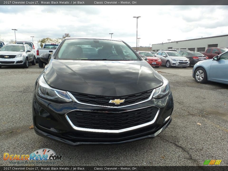 2017 Chevrolet Cruze LT Mosaic Black Metallic / Jet Black Photo #2