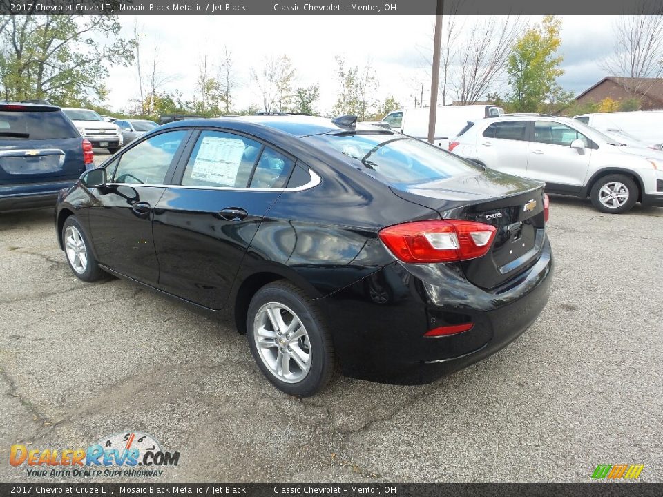 2017 Chevrolet Cruze LT Mosaic Black Metallic / Jet Black Photo #6