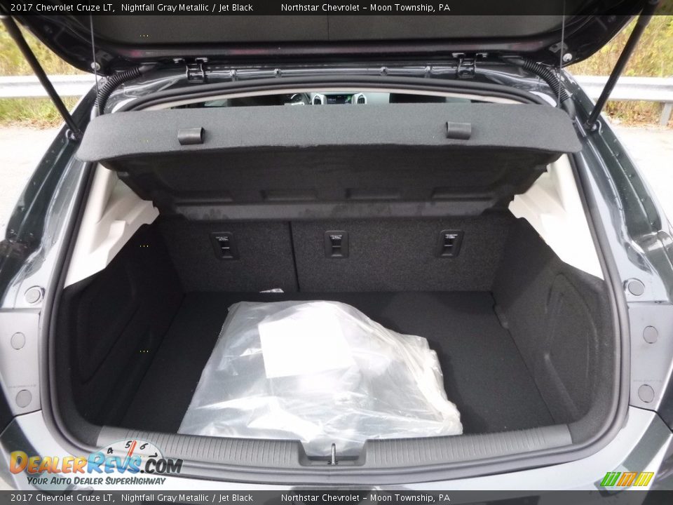 2017 Chevrolet Cruze LT Nightfall Gray Metallic / Jet Black Photo #7
