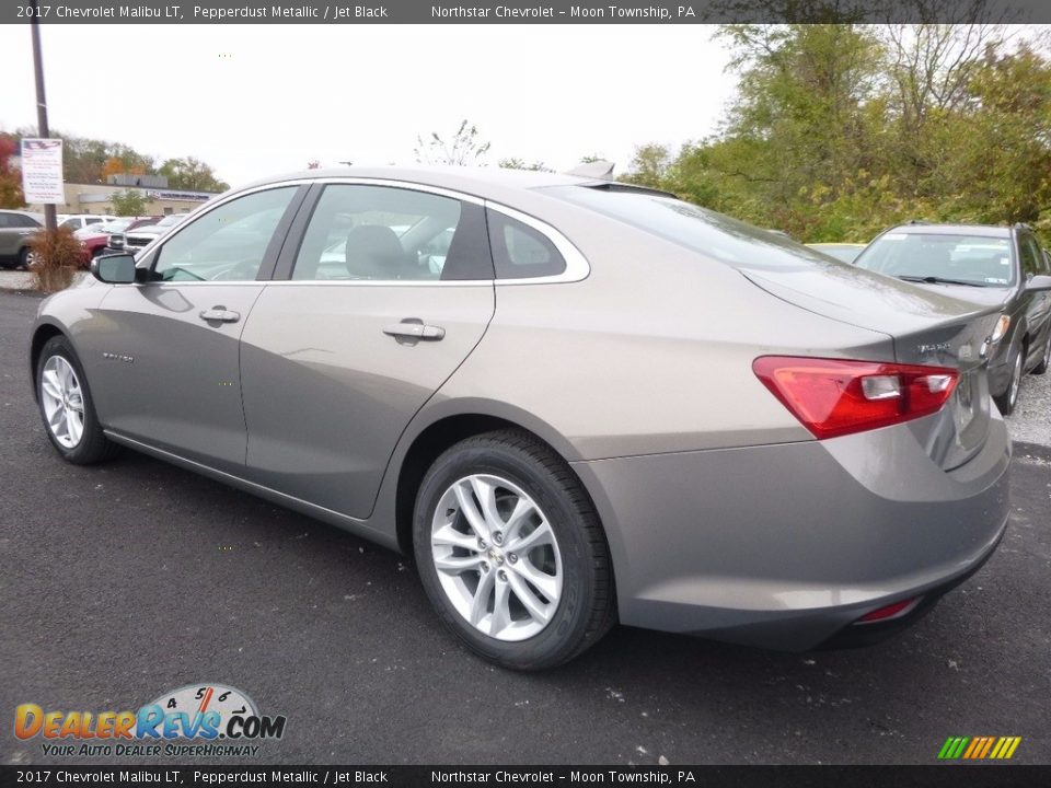 2017 Chevrolet Malibu LT Pepperdust Metallic / Jet Black Photo #7