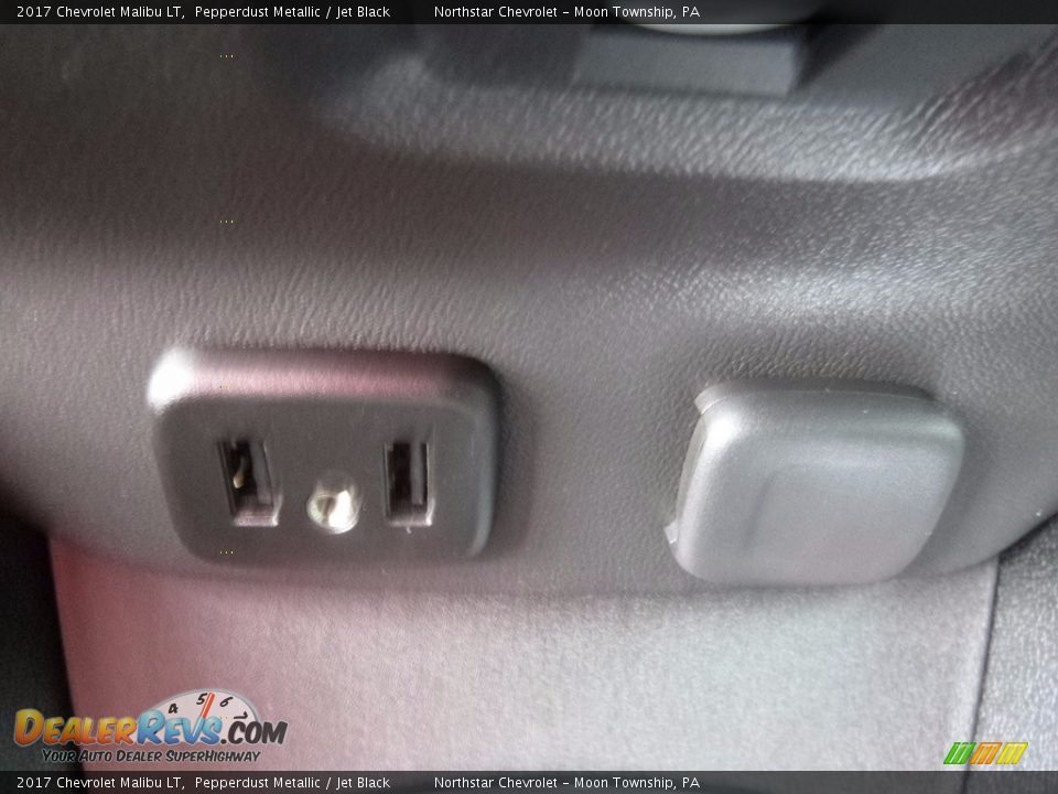 2017 Chevrolet Malibu LT Pepperdust Metallic / Jet Black Photo #19