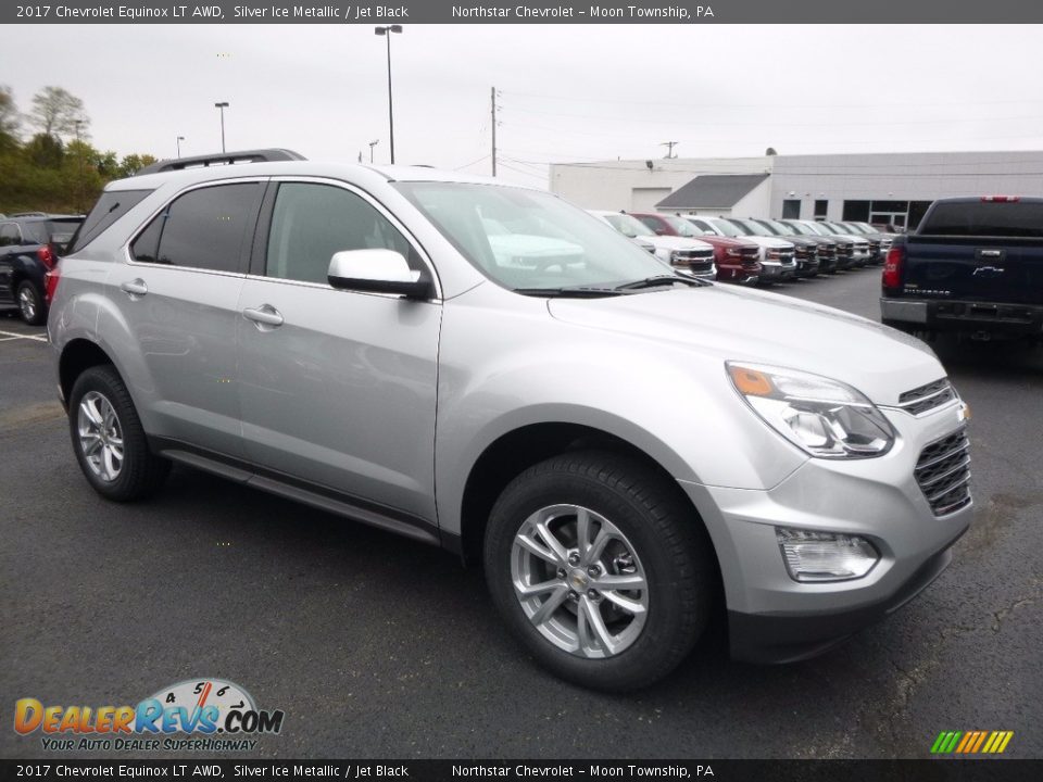 2017 Chevrolet Equinox LT AWD Silver Ice Metallic / Jet Black Photo #3
