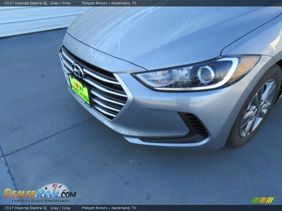 2017 Hyundai Elantra SE Gray / Gray Photo #10