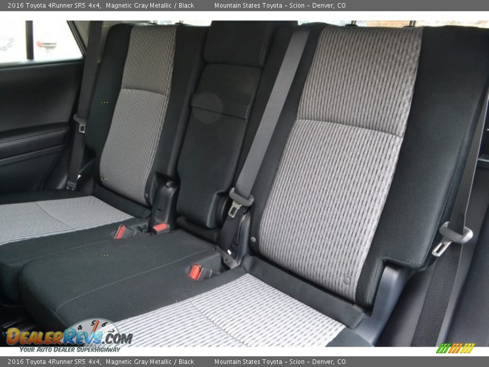 2016 Toyota 4Runner SR5 4x4 Magnetic Gray Metallic / Black Photo #7